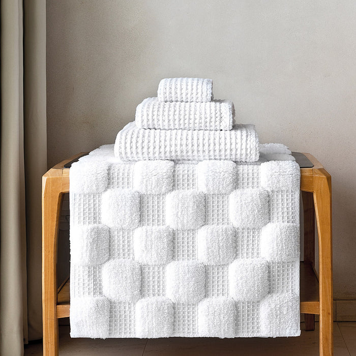Aura White Luxury Bath Rug