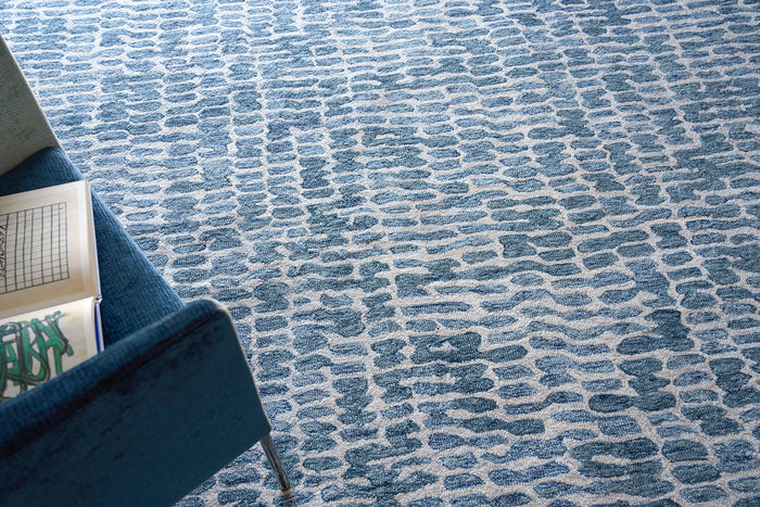Reign Navy Luxury Area Rug