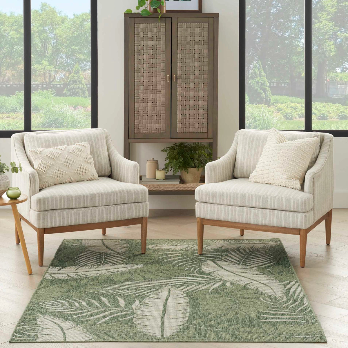 Annaleisa Indoor/Outdoor Green & Ivory Fern Area Rug - Elegance Collection