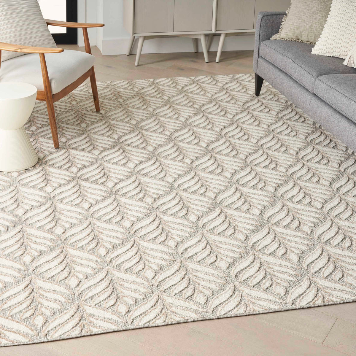 Annitra Indoor/Outdoor Ivory & Grey Patterned Area Rug - Elegance Collection