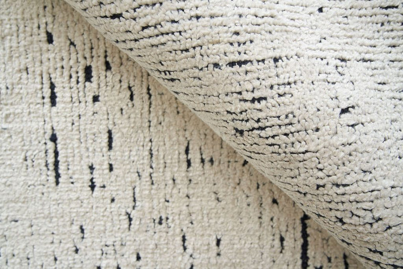 Rina Ivory/Navy Area Luxury  Rug