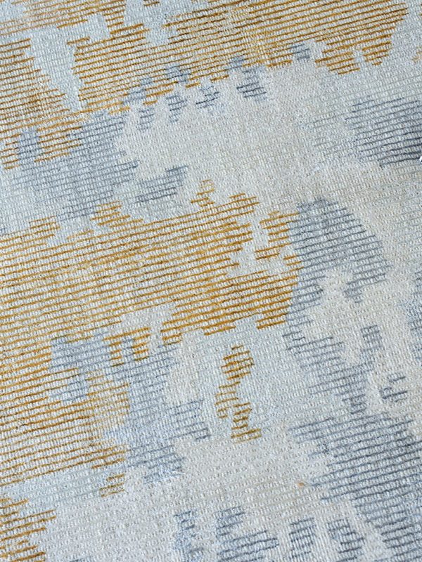 Viktoria Silver/Gold Area Rug - Elegance Collection