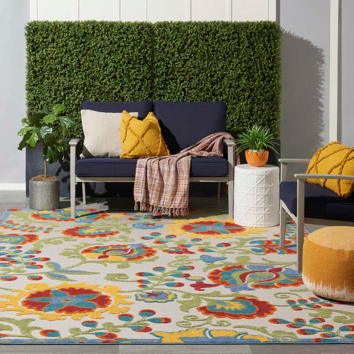 Annitra Indoor/Outdoor Ivory & Multicolor Flower Garden Area Rug - Elegance Collection