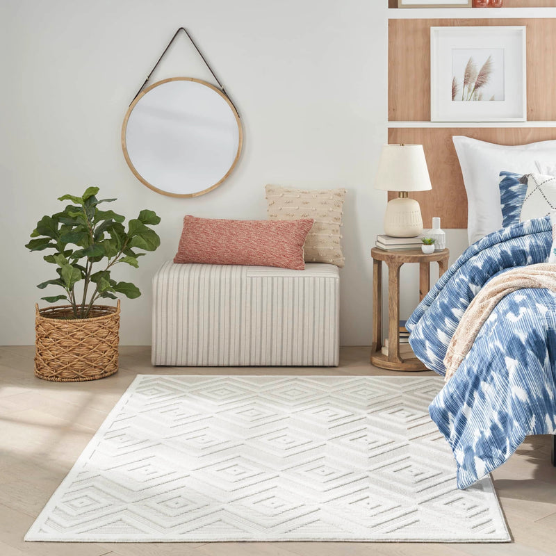 Aericka Indoor/Outdoor Ivory & White Area Rug - Elegance Collection