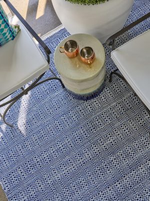 Waves Ivory/Blue Outdoor Area Rug - Elegance Collection