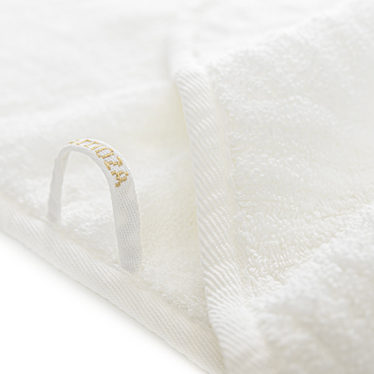 Villari White Luxury Bath Towels