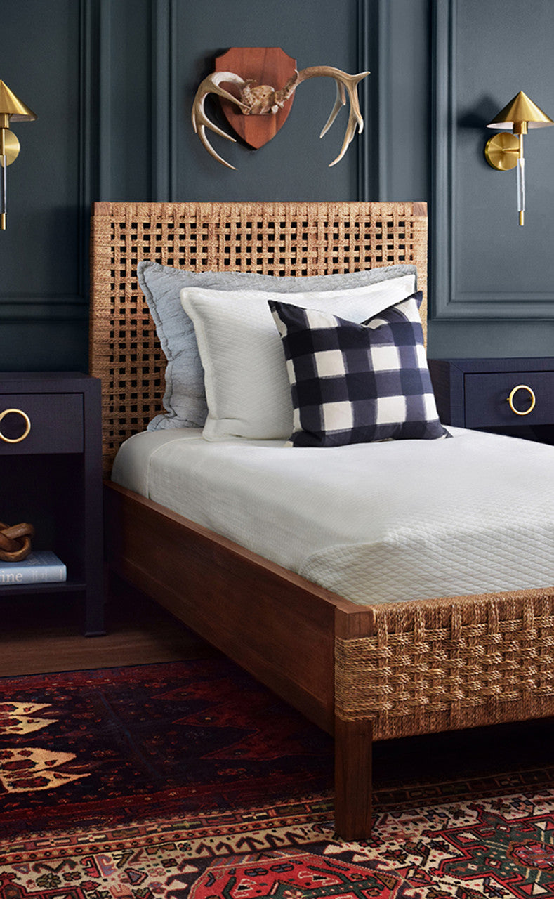 Nicole Seagrass Bed