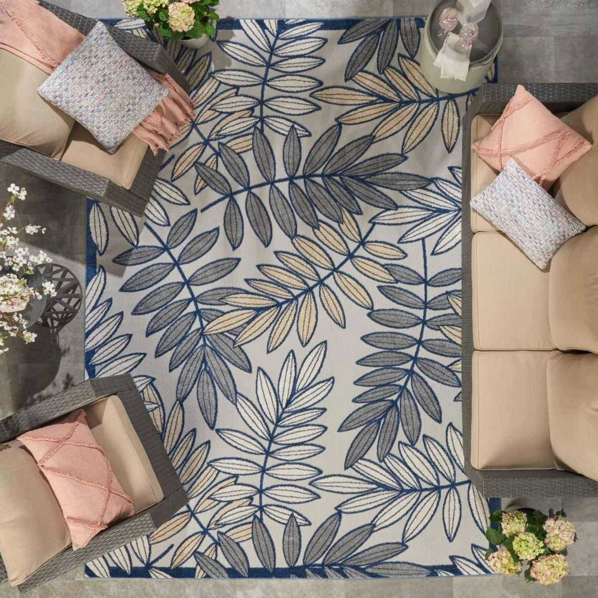 Annitra Indoor/Outdoor Ivory & Navy Leaf Design Area Rug - Elegance Collection