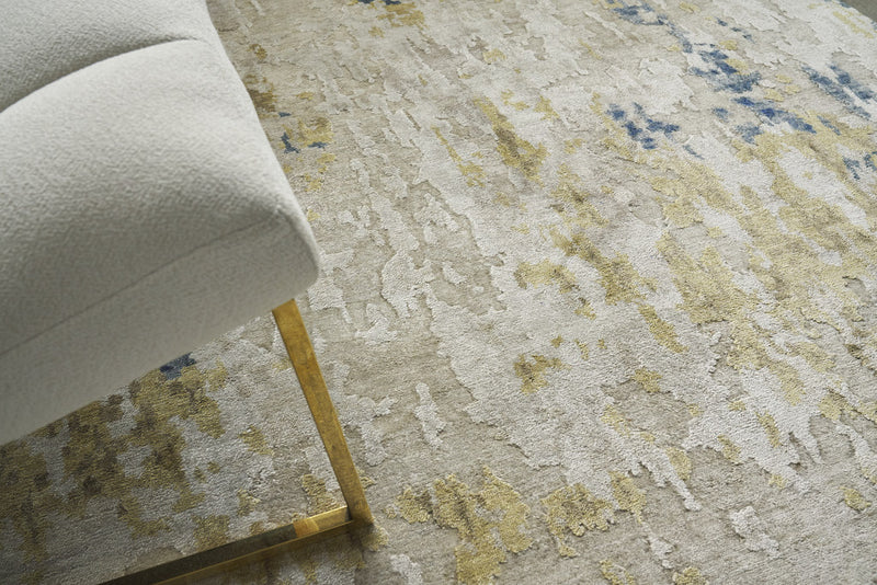 Roza Beige/Gold Artist's Area Rug