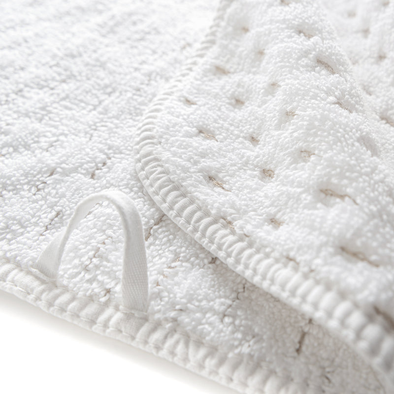 Alice White Linen Luxury Bath Towels