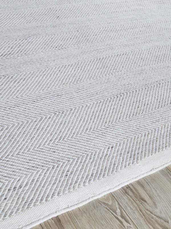 Hamptons Ivory/Silver Outdoor Area Rug - Elegance Collection