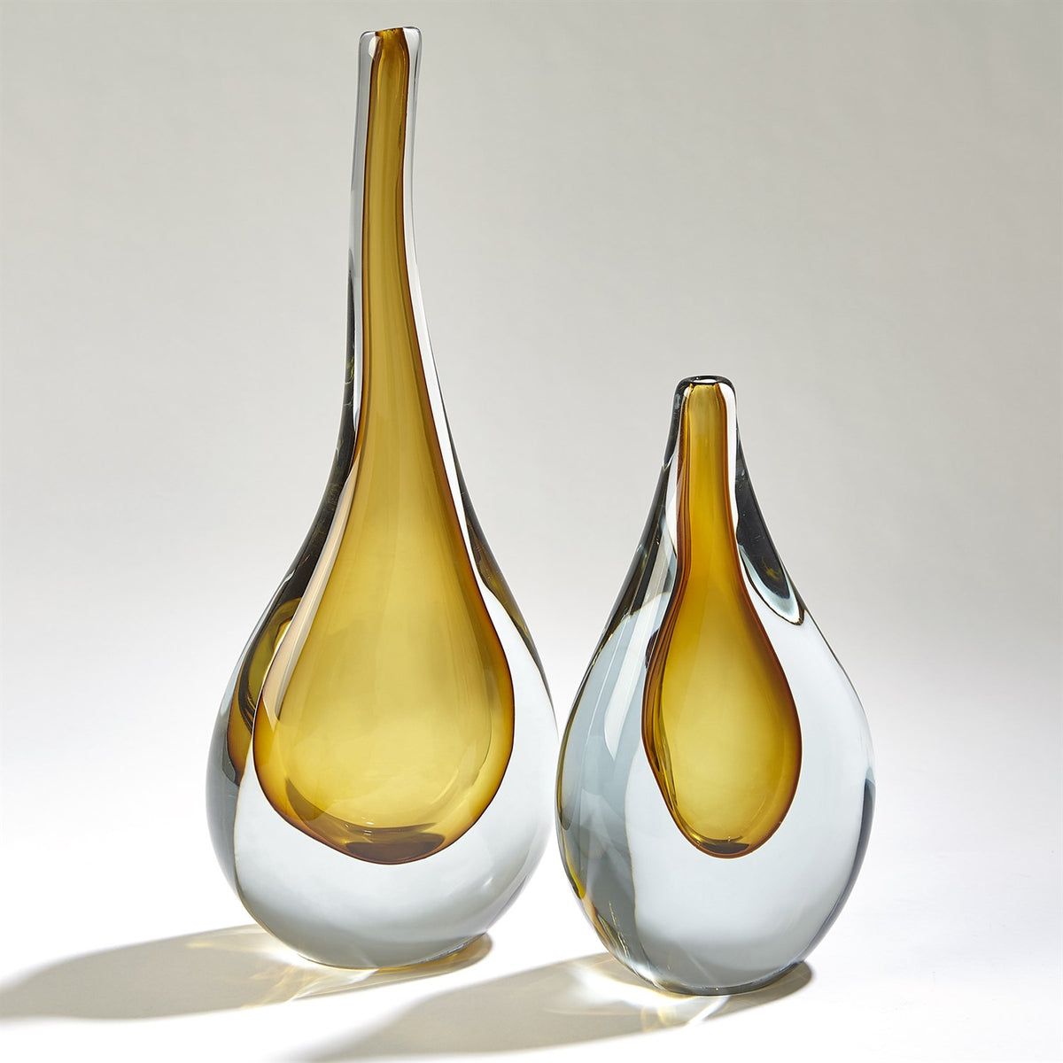 Lilianne Amber Vase (2 Sizes Available)