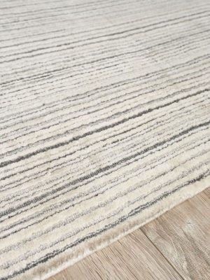 Ritchie Silver Hand Loomed Area Rug - Elegance Collection