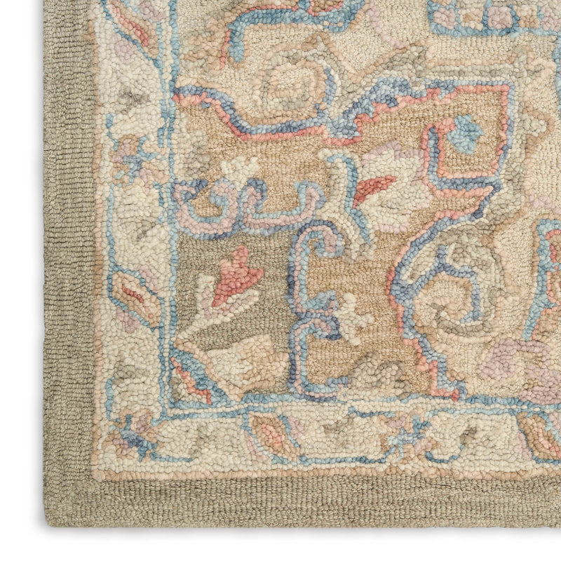 Goldie Green Ivory Wool Persian Style Area Rug