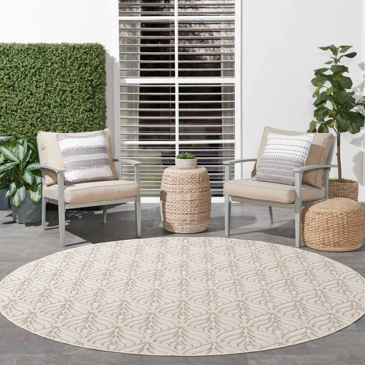 Annitra Indoor/Outdoor Ivory & Grey Patterned Area Rug - Elegance Collection