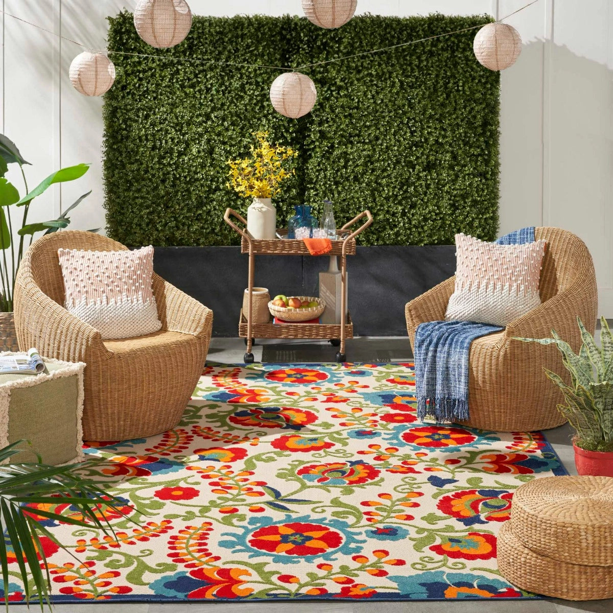 Annitra Indoor/Outdoor  Multicolor Summer Blosoms Area Rug - Elegance Collection