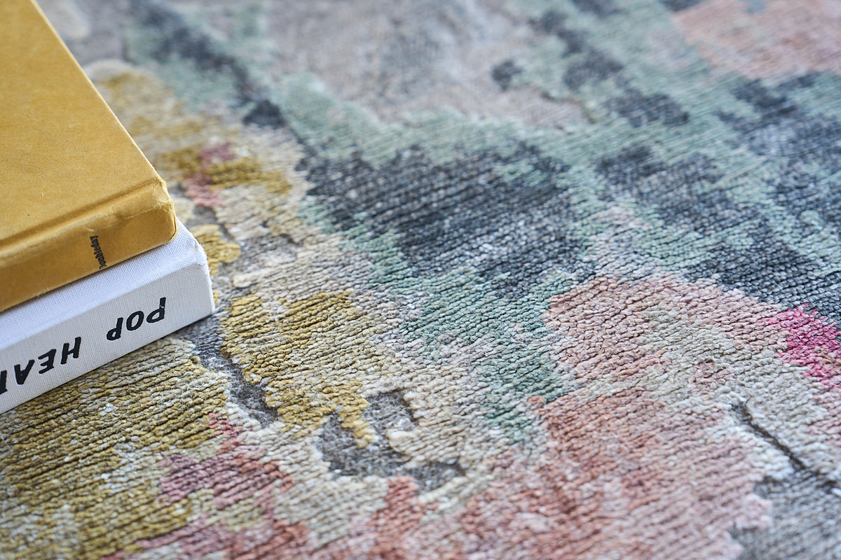 Audrina Silver/Blush Artist's Area Rug