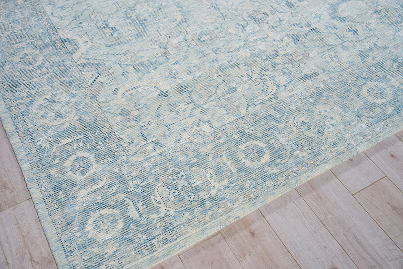 Heritage Ivory/Blue Luxury Area Rug