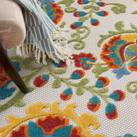 Annitra Indoor/Outdoor Ivory & Multicolor Flower Garden Area Rug - Elegance Collection