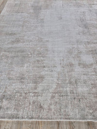 Penelope Silver/Taupe Hand Loomed Area Rug - Elegance Collection