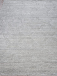 Cleo Modern High/Low Light Silver Area Rug - Elegance Collection