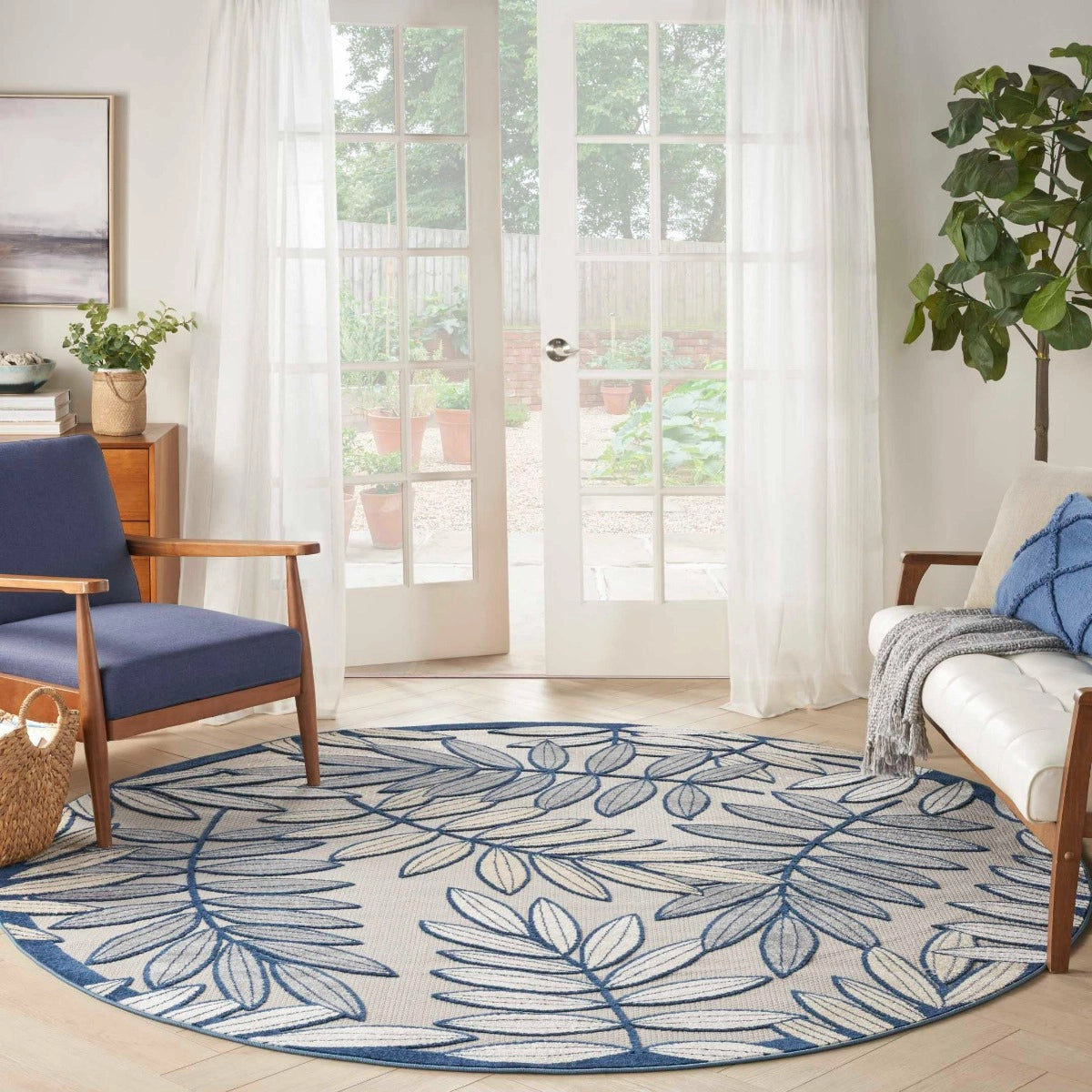 Annitra Indoor/Outdoor Ivory & Navy Leaf Design Area Rug - Elegance Collection