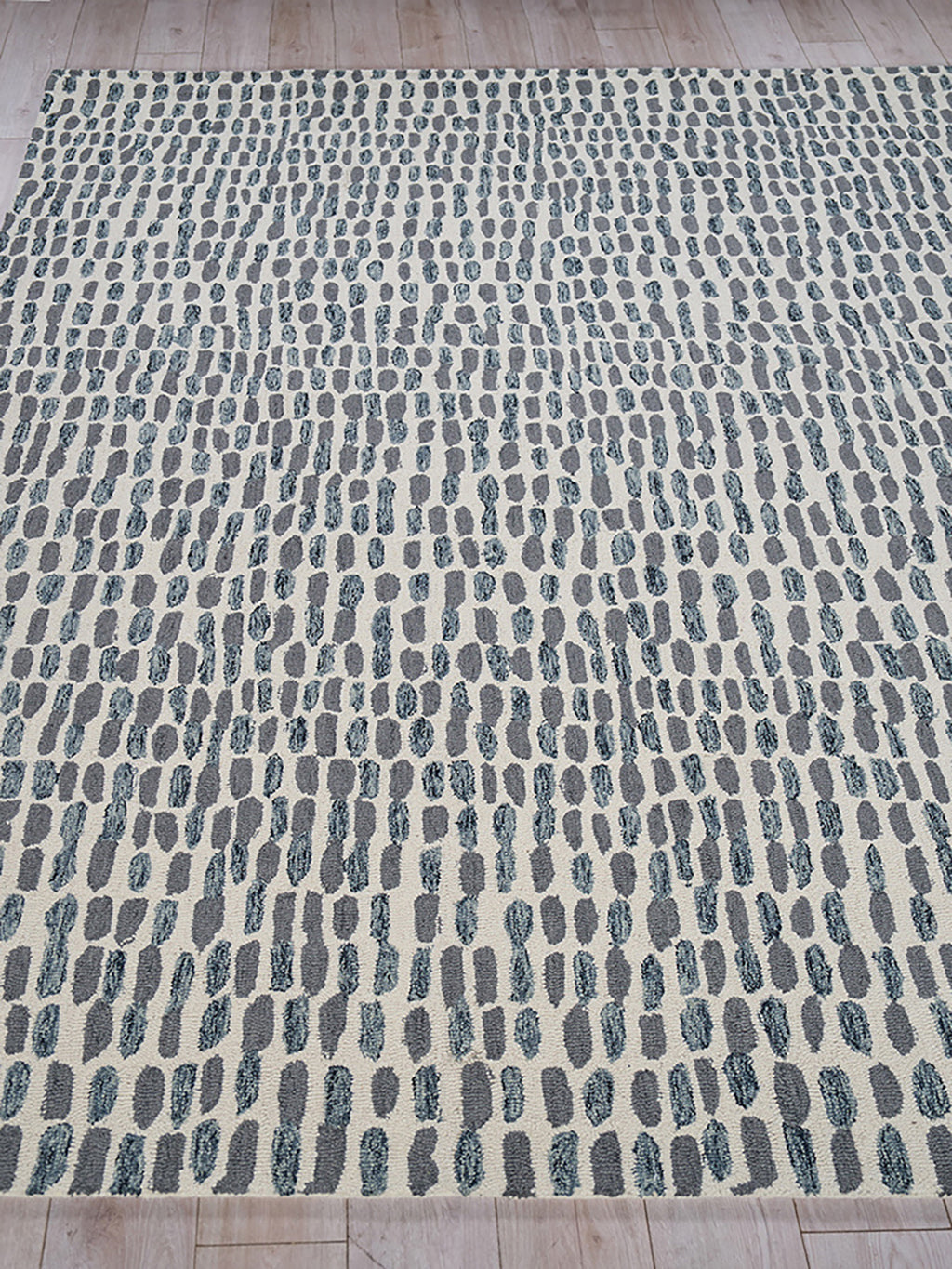 Reign Black/Grey Luxury Area Rug
