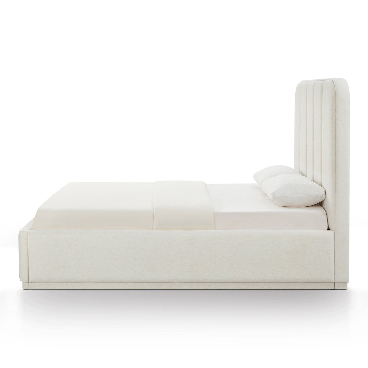 Penelope Cream Chenille Bed (2 Sizes Available)