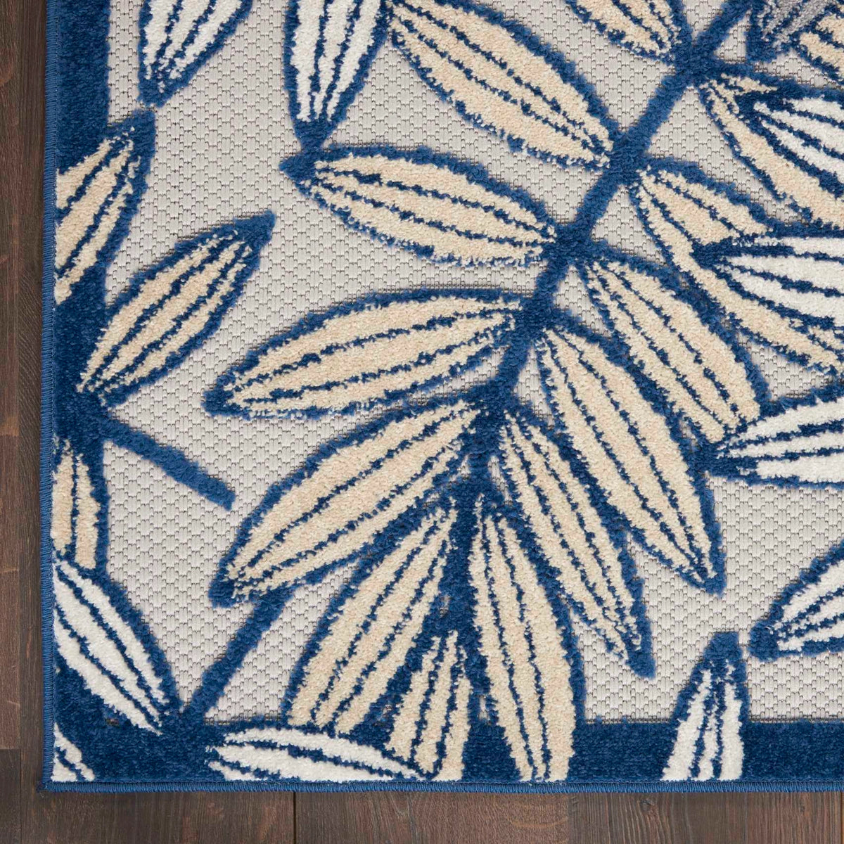 Annitra Indoor/Outdoor Ivory & Navy Leaf Design Area Rug - Elegance Collection