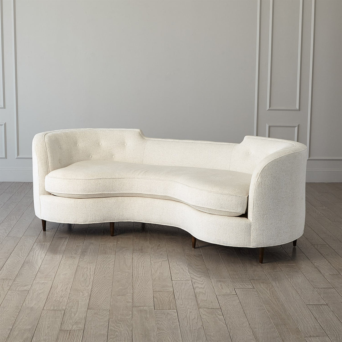 Lauren 89.5 Stylishly Curved Sofa With Legs