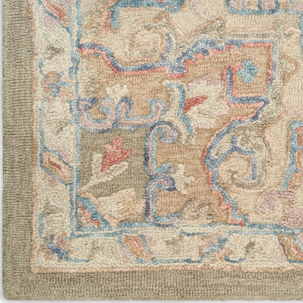 Goldie Green Ivory Wool Persian Style Area Rug