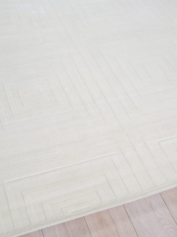 Ollie Modern White Patterned Area Rug - Elegance Collection