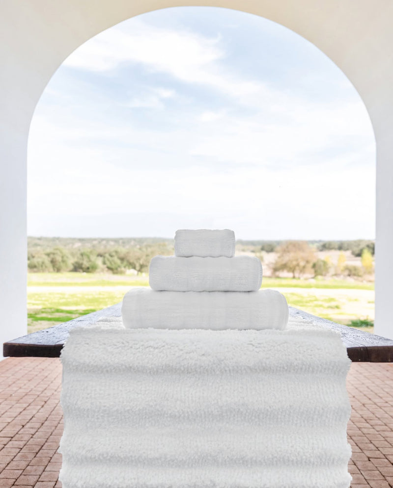 Alentejo White Luxury Bath Rug