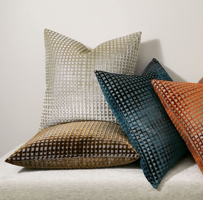 Maylah Superior Quality Luxurious Sapphire Pillow