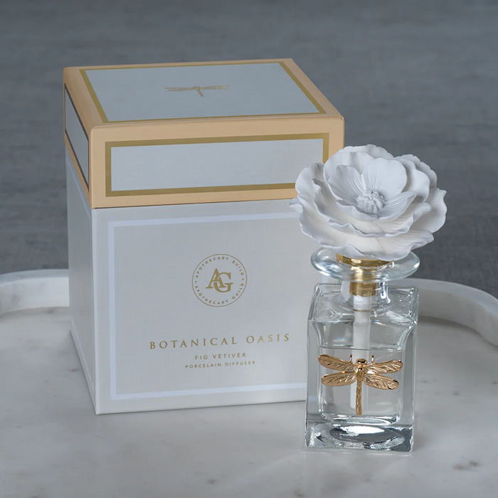 Apothecary Black Fig Vetiver Fragrance Botanical Oasis Porcelain Diffuser with Gold Bee (Set of 4)