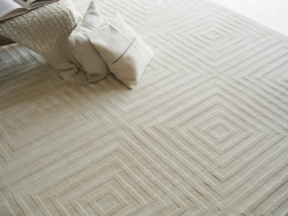 Ollie Modern Beige Patterned Area Rug - Elegance Collection