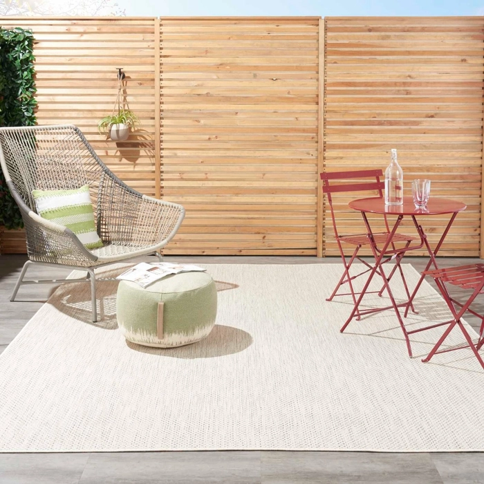 Terrace Ivory/Silver Indoor & Outdoor Area Rug - Elegance Collection