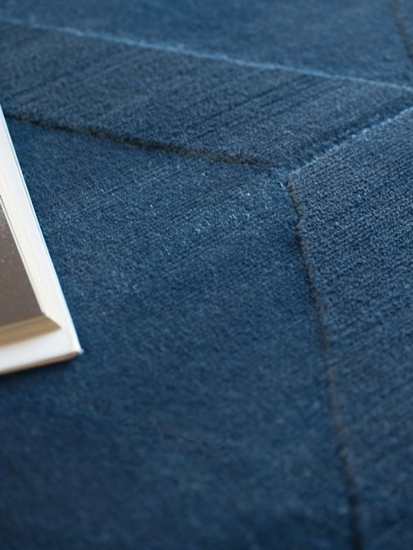 Nell Modern Navy Patterned Area Rug - Elegance Collection
