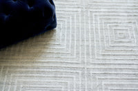 Cleo Modern Patterned Ivory Area Rug - Elegance Collection