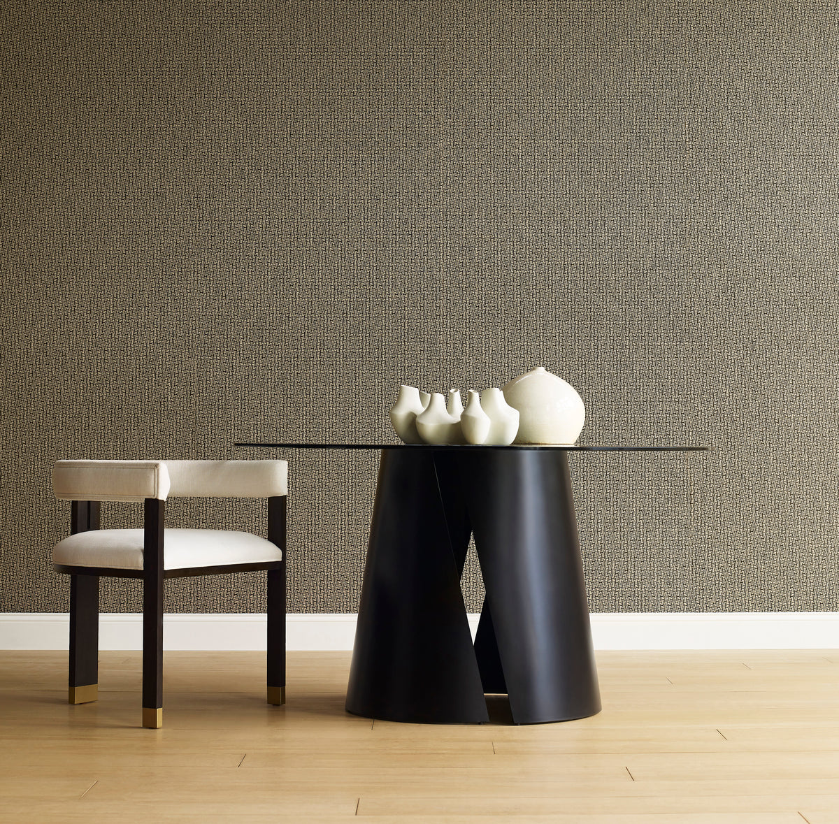 Ezra Espresso Oak & White Linen Chair