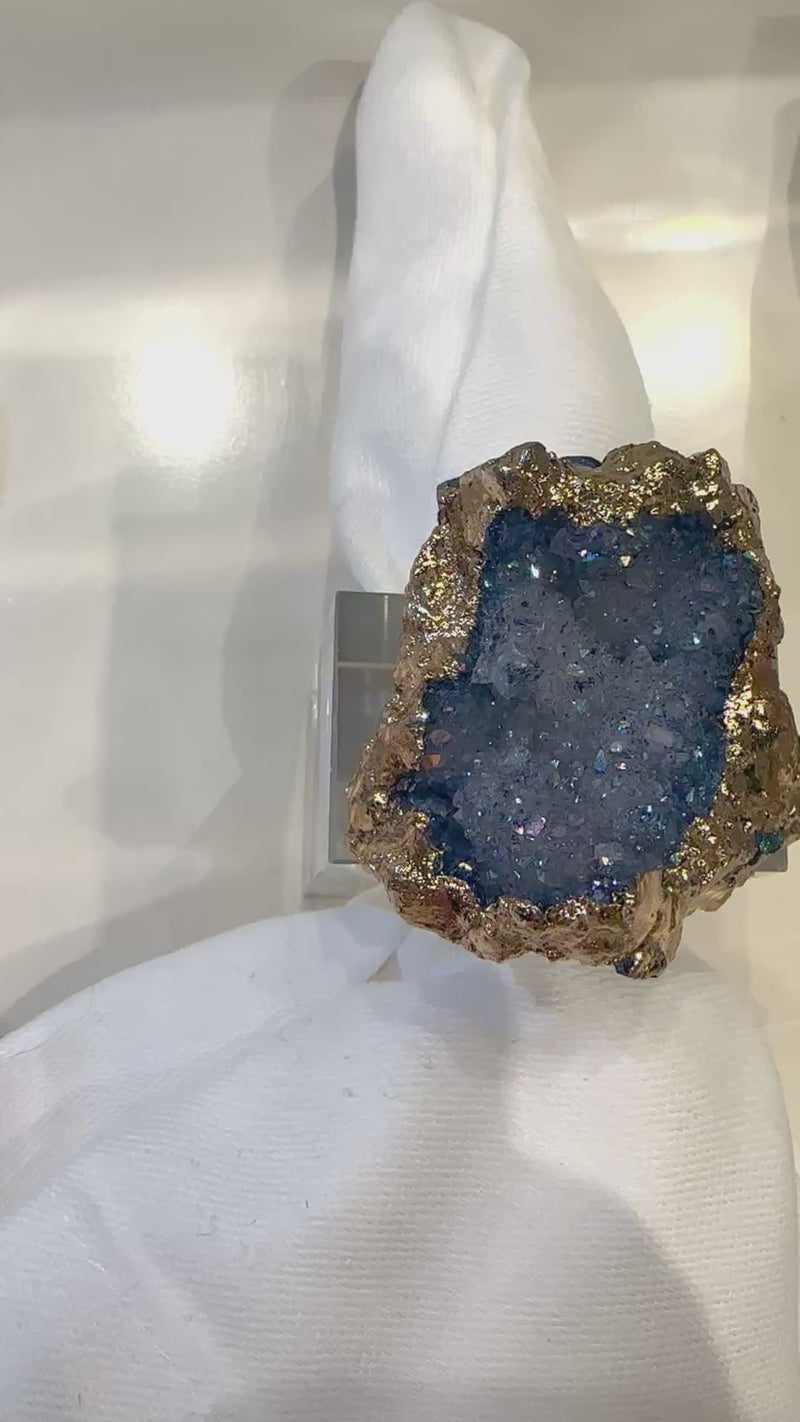 Amorina White and Gold Geode Napkin Rings (Set of Four) - Luxury Living Collection