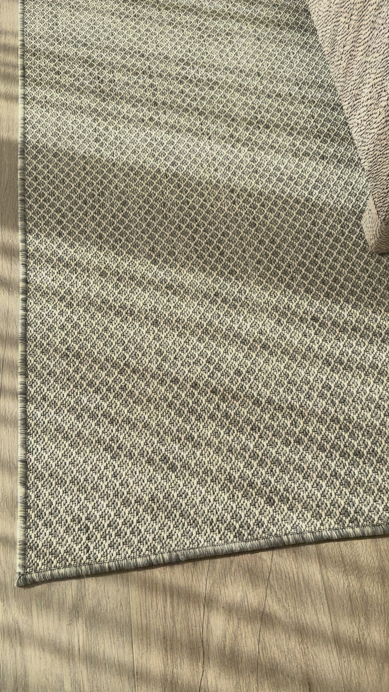 Terrace Ivory/Silver Indoor & Outdoor Area Rug - Elegance Collection