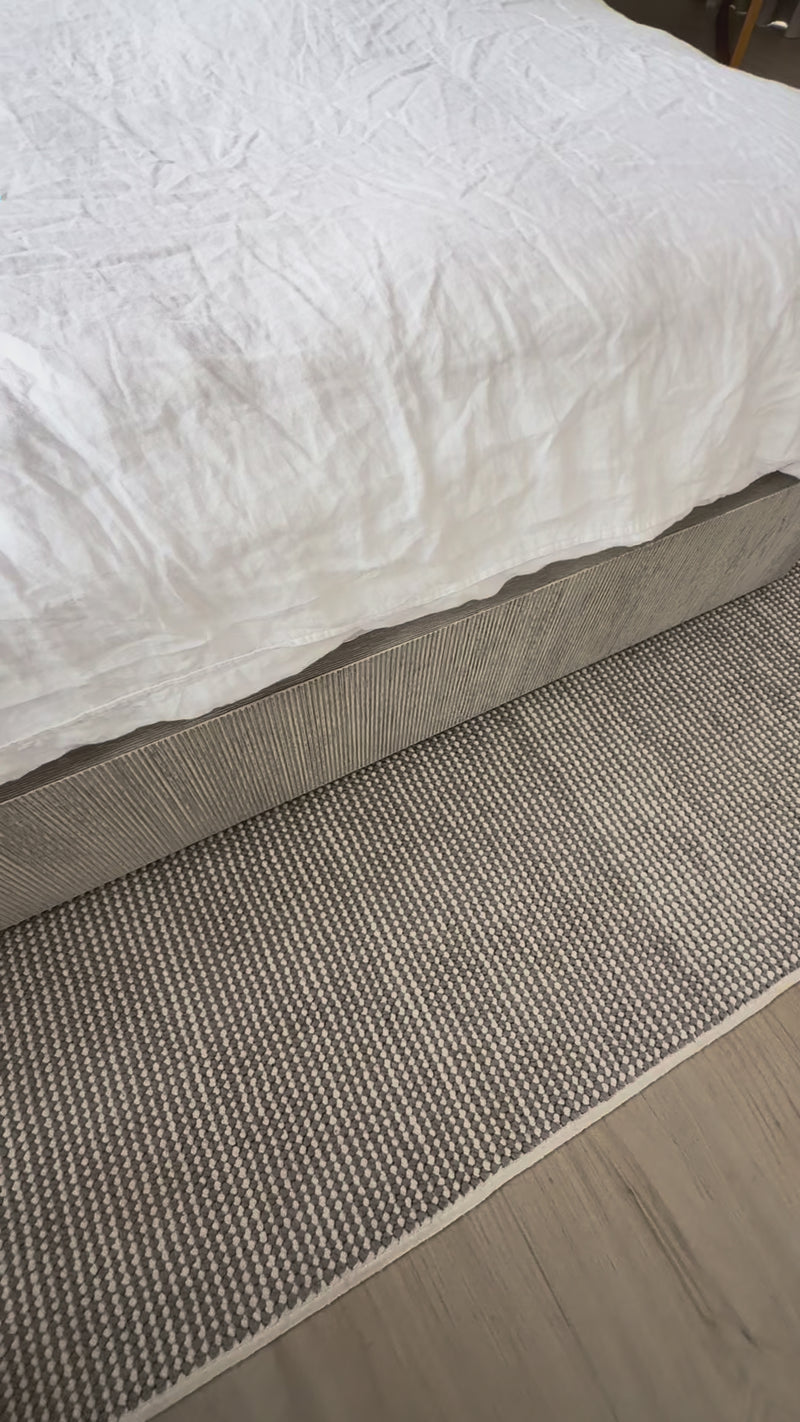 Coast Ivory/Mocha Plush Area Rug - Elegance Collection
