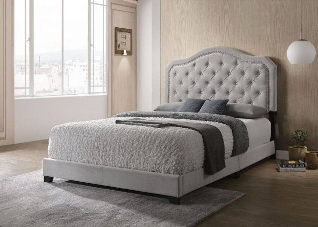 Joselyn Grey Upholstered Bed