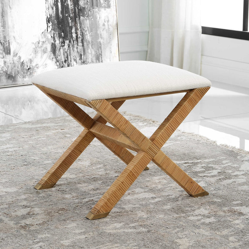 Nelia Bench