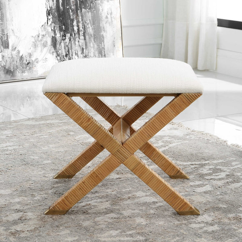 Nelia Bench