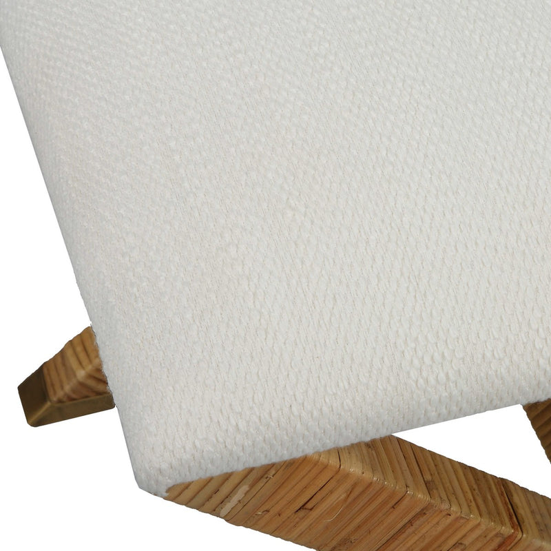 Nelia Bench