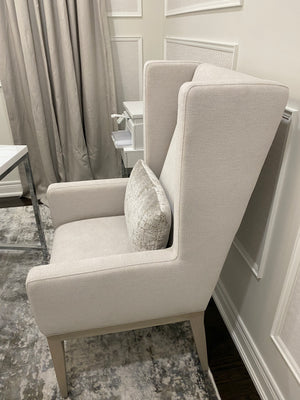 Glance Custom Chair