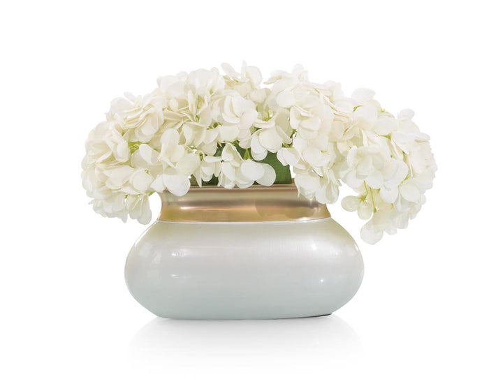 Neith Classic Style in Vase - Luxury Living Collection
