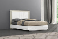 Lillianna White & Flannel Grey Bed